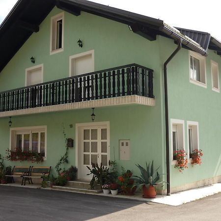 Guest House Potok Локве Екстер'єр фото