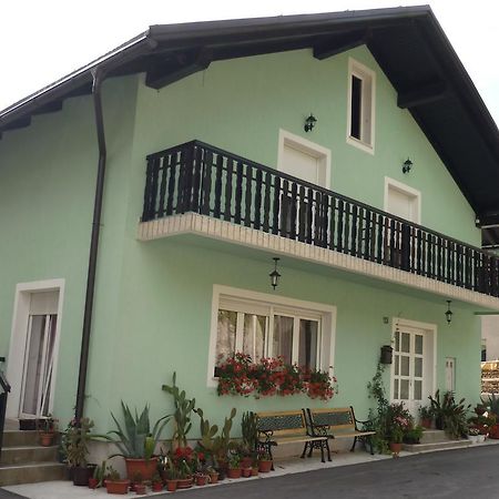 Guest House Potok Локве Екстер'єр фото